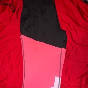 Plus Size Livi Cropped Leggings